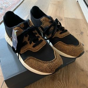New balance sneakers cheetah print size 9.5